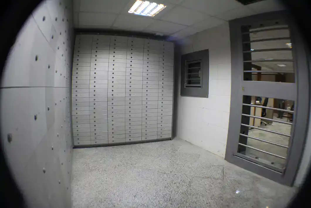 Secure vault and safety deposit room – Tejarat Bank Shiraz Construction